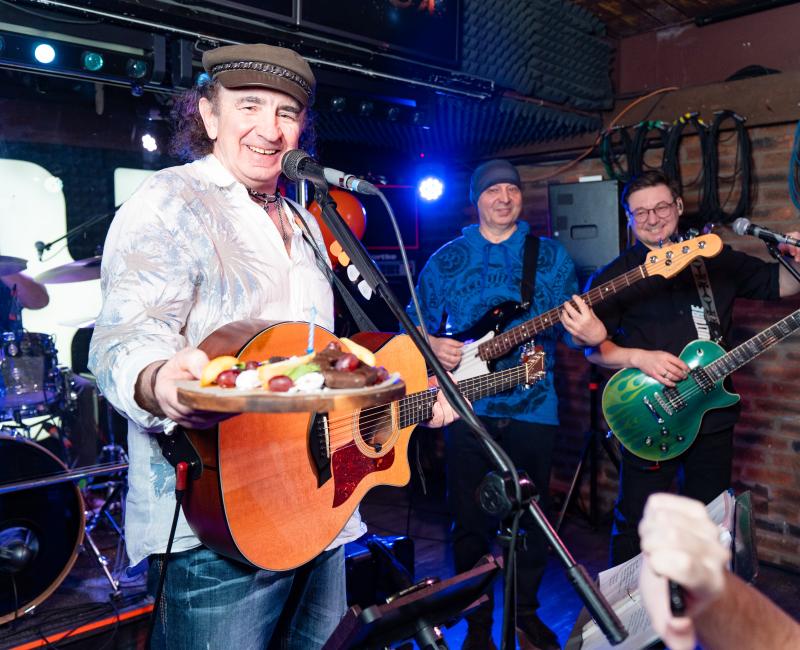 ТРОЯ 21 BIRTHDAY!