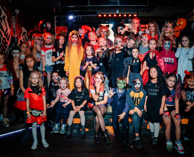 Семейный Хэллоин "ГАРАЖУТЬ"